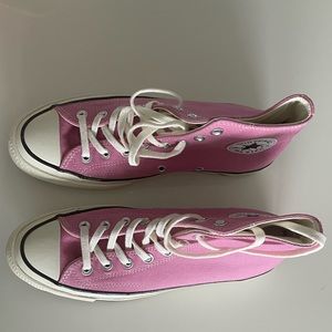 New pink hi top converse chuck 70